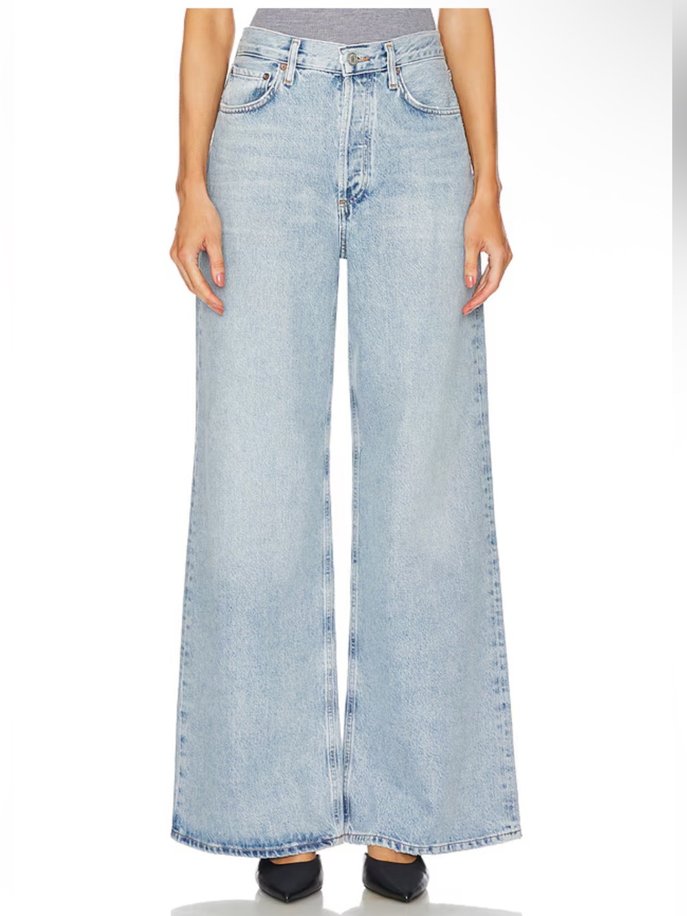 AGOLDE Dame High Rise Wide Leg
Jeans Light Blue High-Rise size 27 like new $235